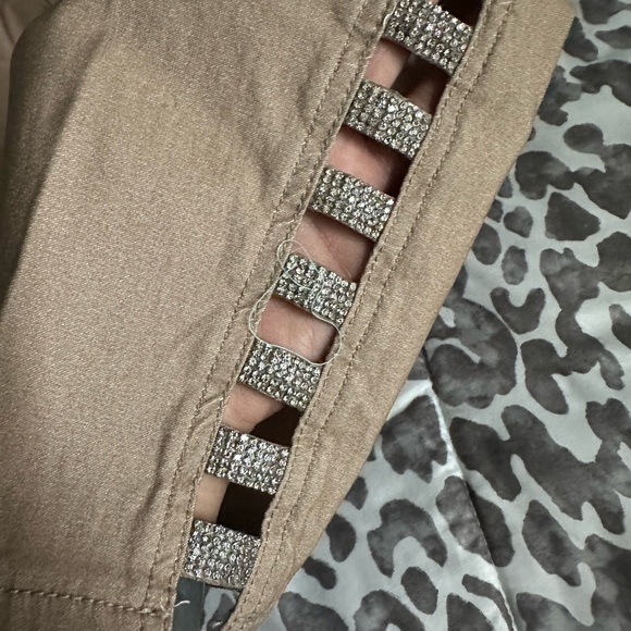 NWT Euro Classic denim, rhinestone cut out ankle Sz 8 - Picture 7 of 8